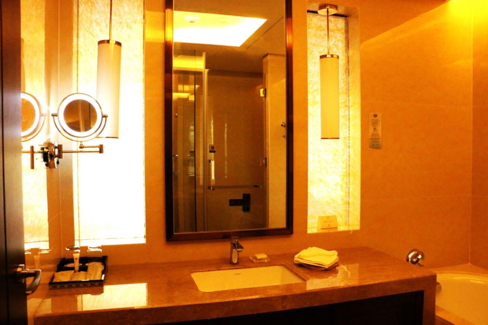 New Century Grand Hotel Xi'an  Exteriör bild